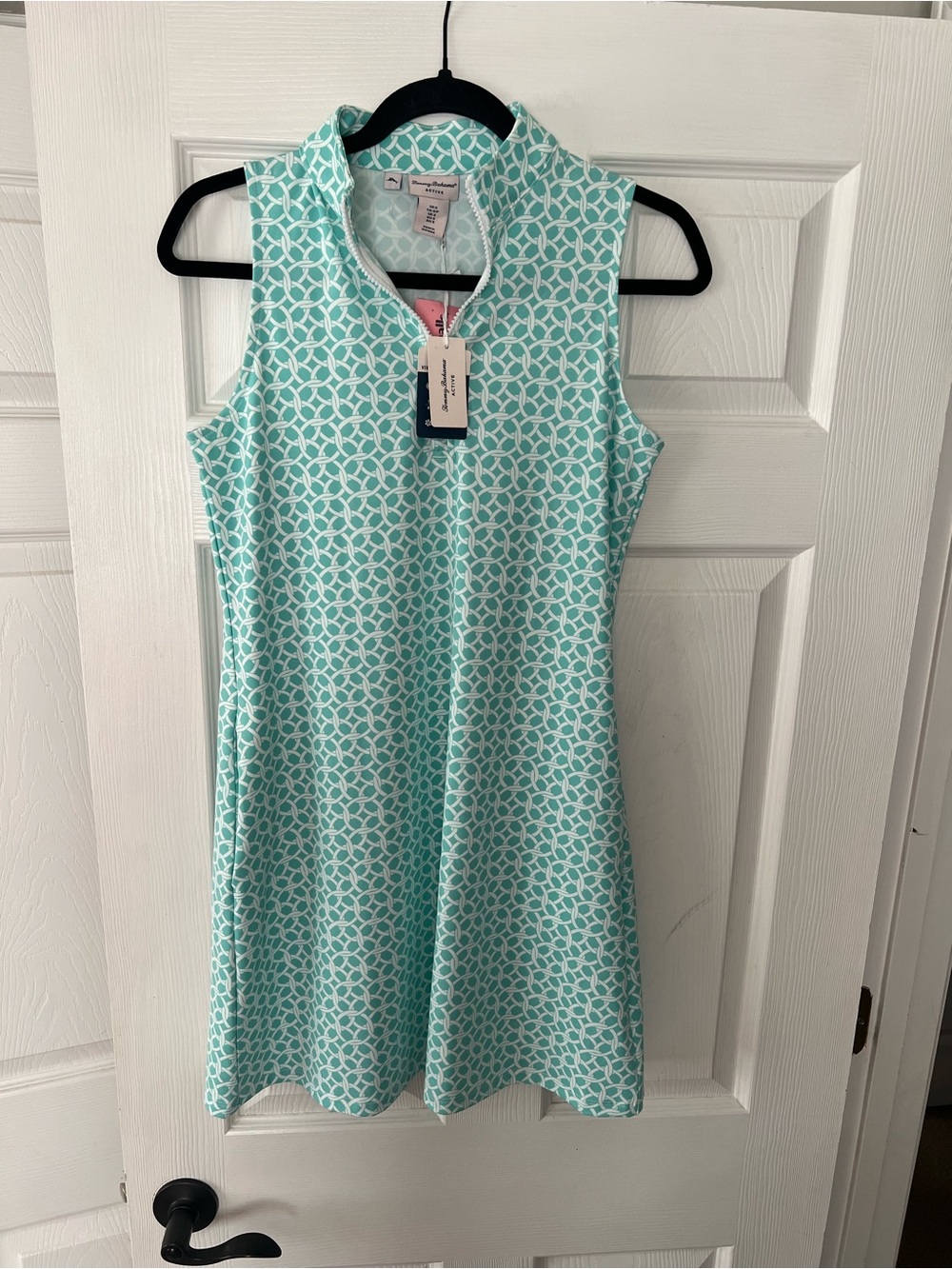 Tommy Bahama Sleeveless Mint Geo-Print Shift Dress with Stand Collar